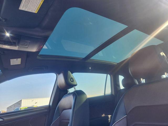 Photo of 2022 Oryx White Pearl Volkswagen Tiguan