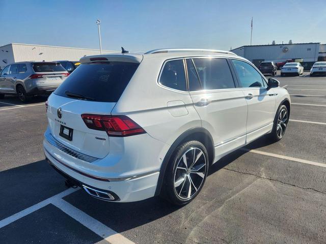 Photo of 2022 Oryx White Pearl Volkswagen Tiguan