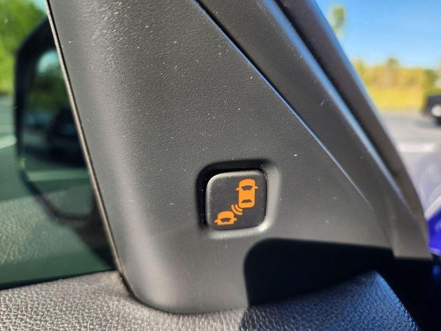 Photo of 2021 Apex Blue Pearl Acura RDX