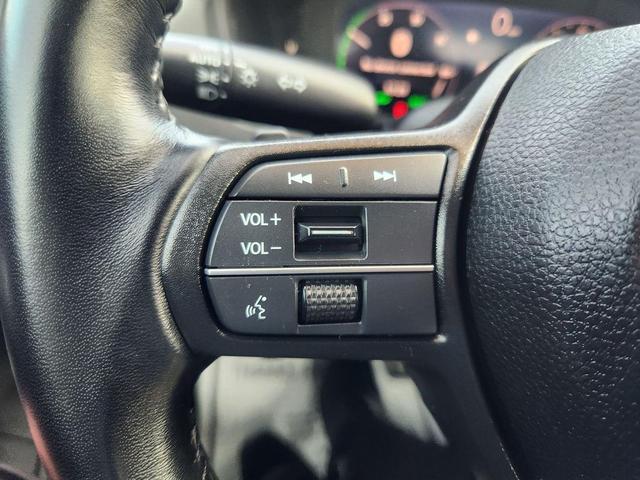 Photo of 2023 Platinum White Pearl Honda Accord Hybrid