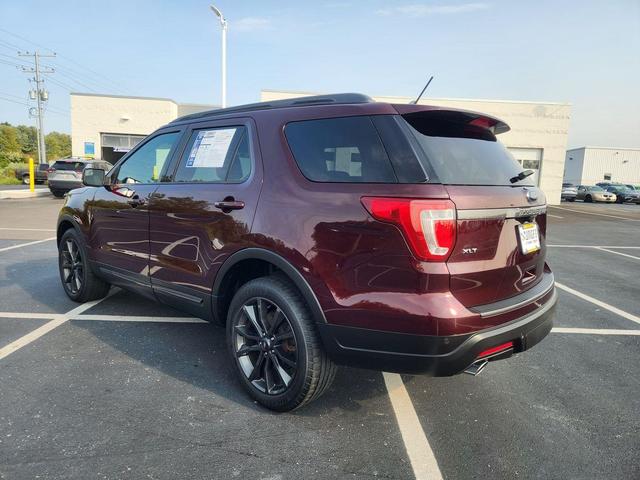 Photo of 2018 Burgundy Ford Explorer