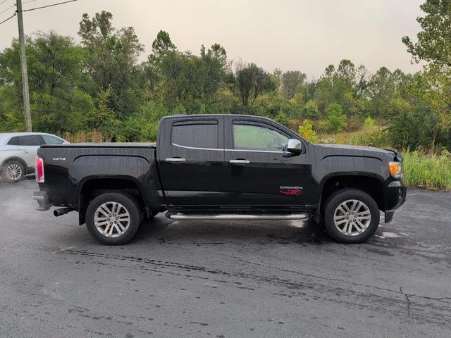 Photo of 2015 Onyx Black GMC Canyon