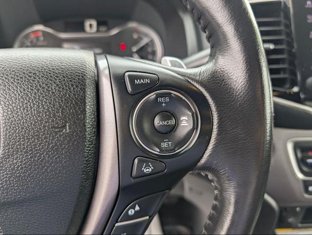 Photo of 2021 Radiant Red Metallic II Honda Ridgeline