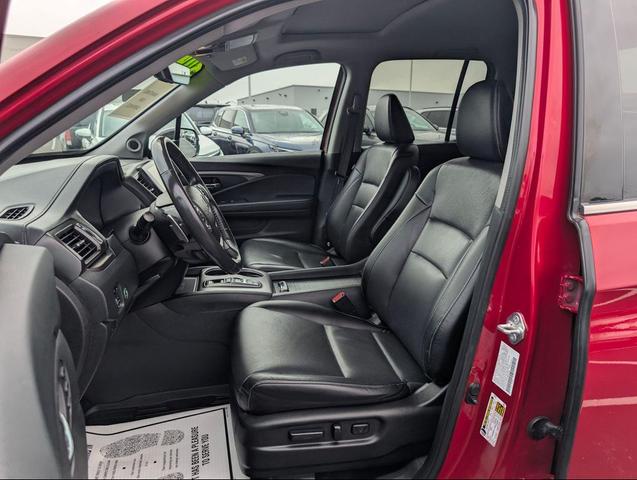 Photo of 2021 Radiant Red Metallic II Honda Ridgeline