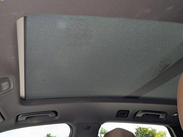 Photo of 2020 Glacier White Metallic Audi Q5