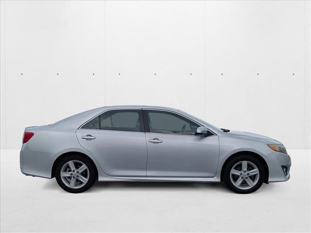 Photo of 2012 Classic Silver Metallic Toyota Camry