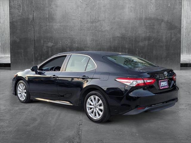 Photo of 2018 Midnight Black Metallic Toyota Camry