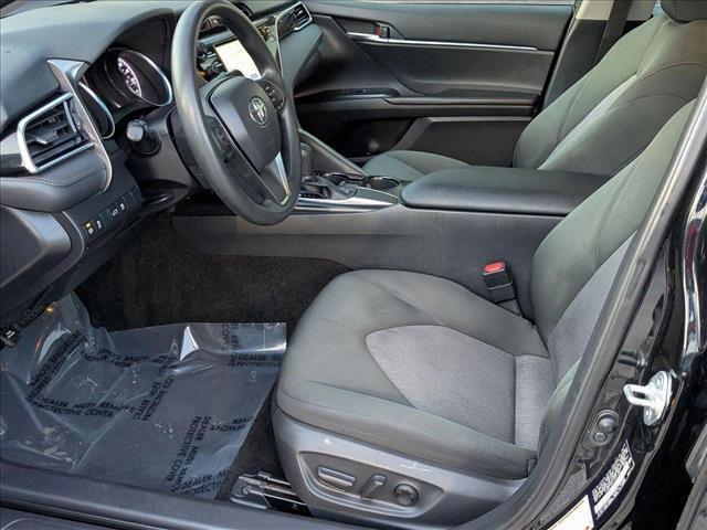 Photo of 2018 Midnight Black Metallic Toyota Camry