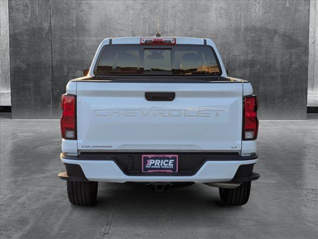 Photo of 2023 Summit White Chevrolet Colorado