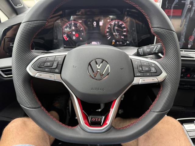 Photo of 2025 Opal White Pearl Effect Volkswagen Golf GTI