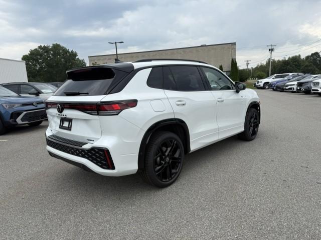 Photo of 2025 Opal White Pearl Effect Volkswagen Tiguan