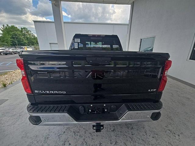 Photo of 2019 Black Chevrolet Silverado 1500