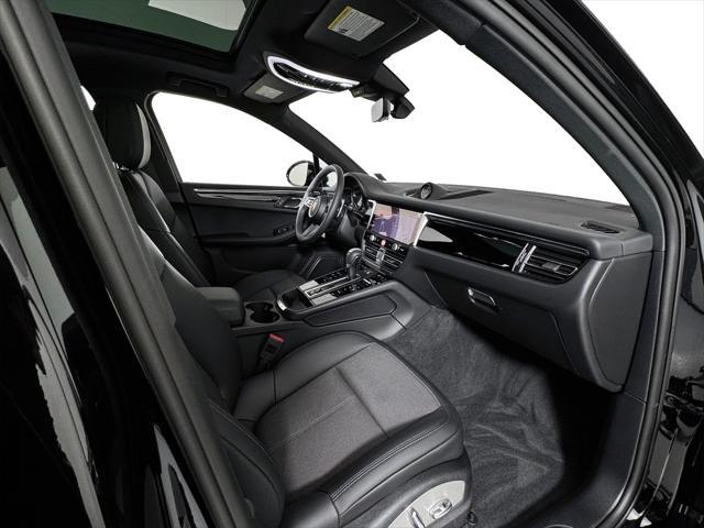 Photo of 2025 Black Porsche Macan