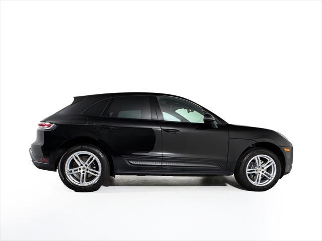 Photo of 2025 Black Porsche Macan