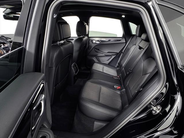 Photo of 2025 Black Porsche Macan