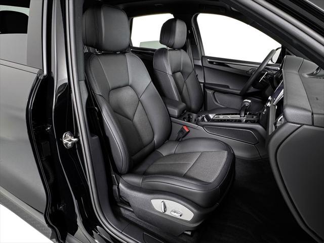 Photo of 2025 Black Porsche Macan