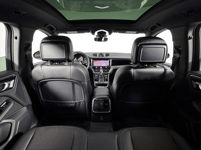 Photo of 2025 Black Porsche Macan