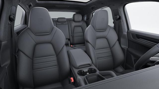Photo of 2026 Chromite Black Metallic Porsche Cayenne