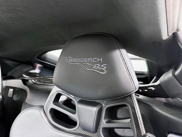 Photo of 2023 White Porsche 718 Cayman