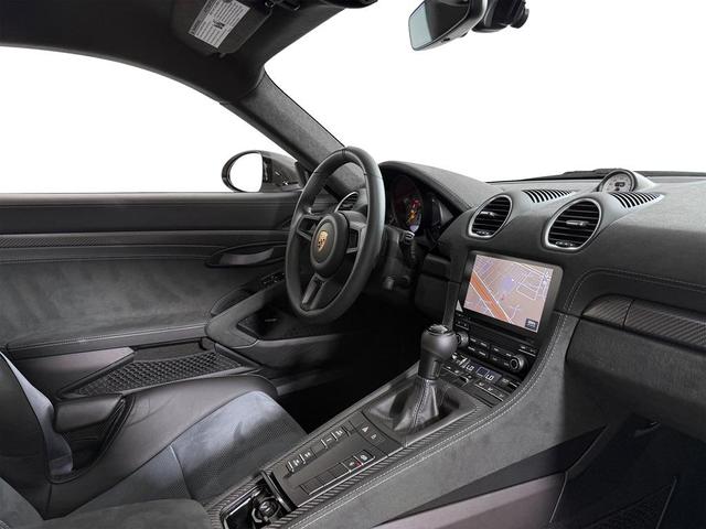 Photo of 2023 White Porsche 718 Cayman