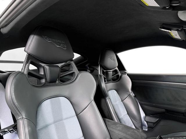 Photo of 2023 White Porsche 718 Cayman