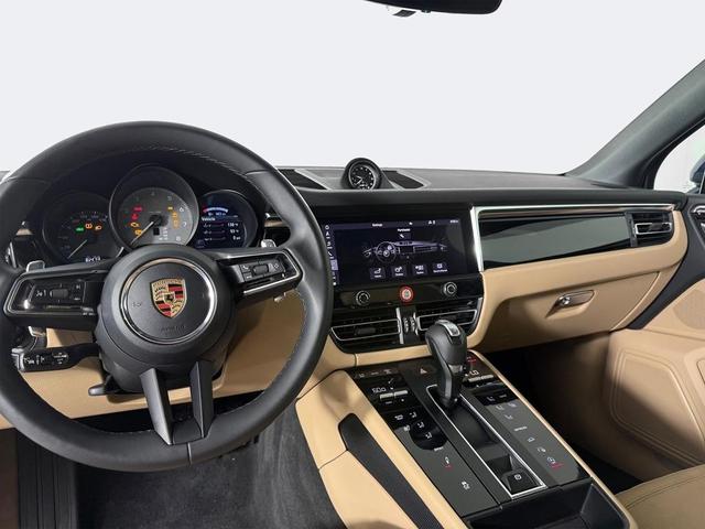Photo of 2025 Gentian Blue Metallic Porsche Macan