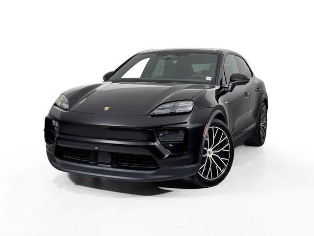 Photo of 2025 Black Porsche Macan