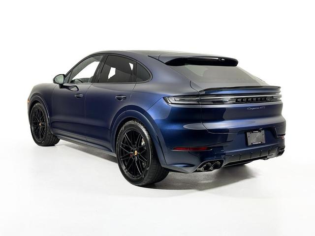 Photo of 2025 Blue Porsche Cayenne