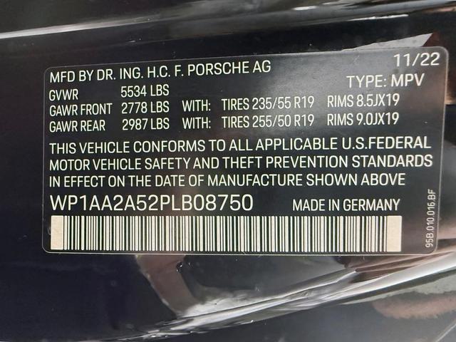 Photo of 2023 Black Porsche Macan