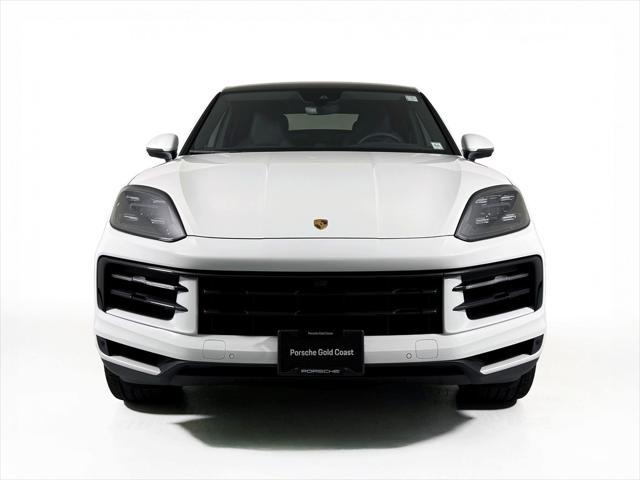 Photo of 2025 White Porsche Cayenne