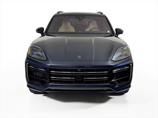 Photo of 2025 Blue Porsche Cayenne