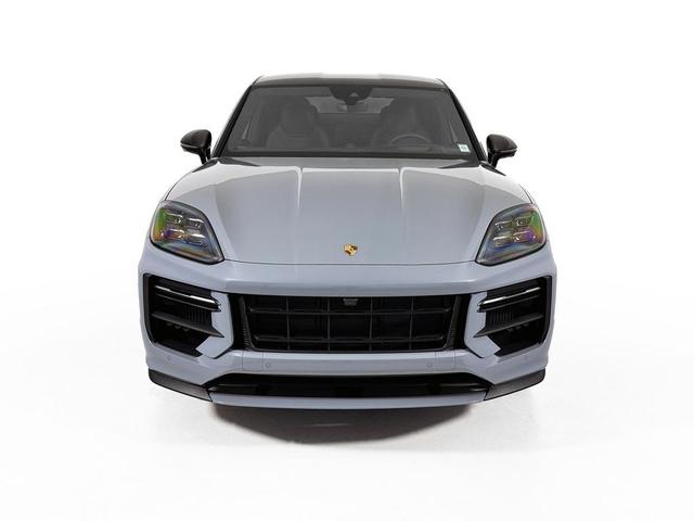 Photo of 2025 Gray Porsche Cayenne