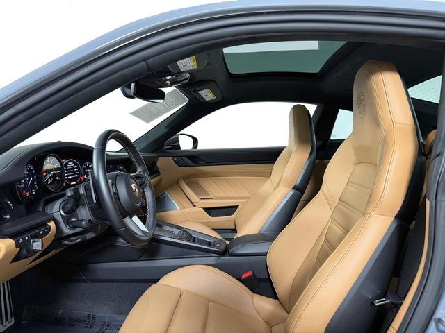 Photo of 2024 Gray Porsche 911