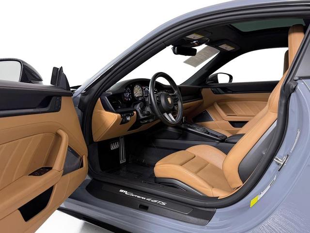 Photo of 2024 Gray Porsche 911