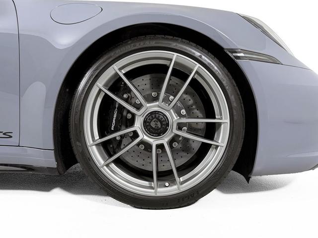 Photo of 2024 Gray Porsche 911