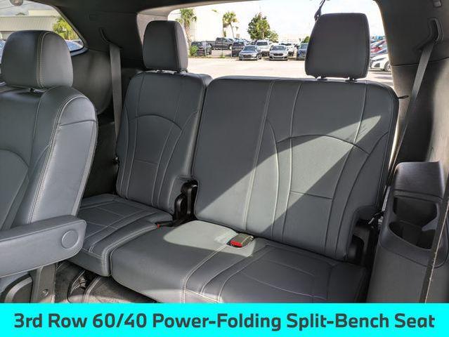 Photo of 2022 Summit White Buick Enclave