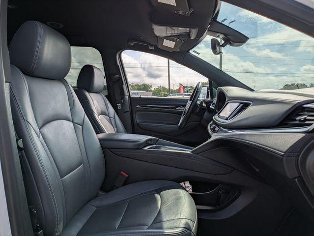 Photo of 2022 Summit White Buick Enclave