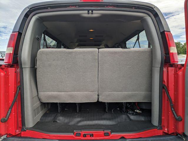 Photo of 2014 Victory Red Chevrolet Express 3500