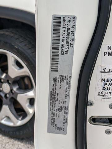 Photo of 2021 White Clearcoat Jeep Compass