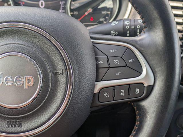 Photo of 2021 White Clearcoat Jeep Compass