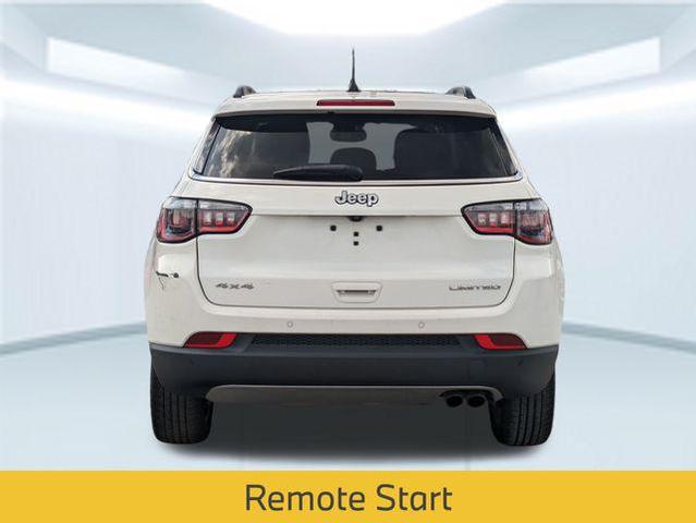Photo of 2021 White Clearcoat Jeep Compass