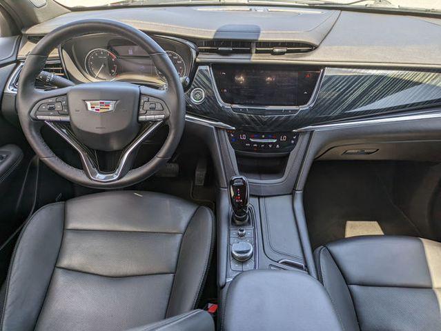 Photo of 2023 Stellar Black Metallic Cadillac XT6
