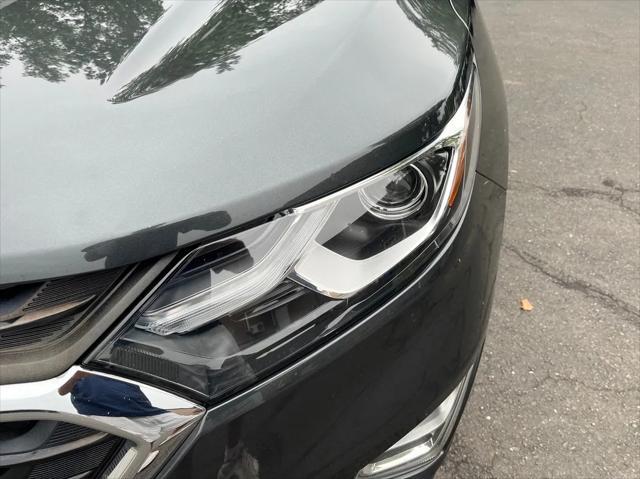 Photo of 2020 Gray Chevrolet Equinox