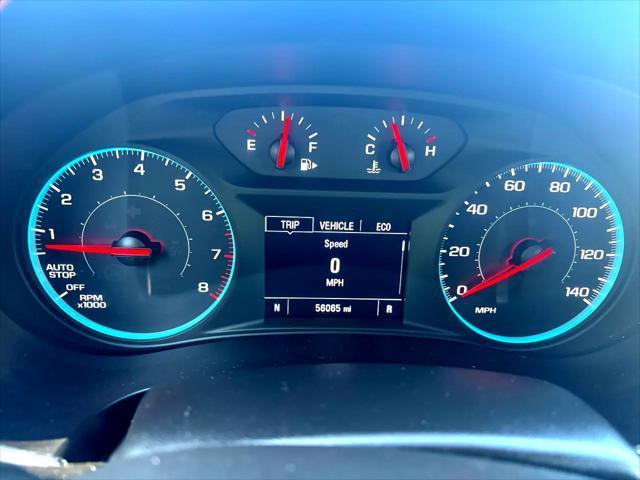 Photo of 2019 Summit White Chevrolet Malibu