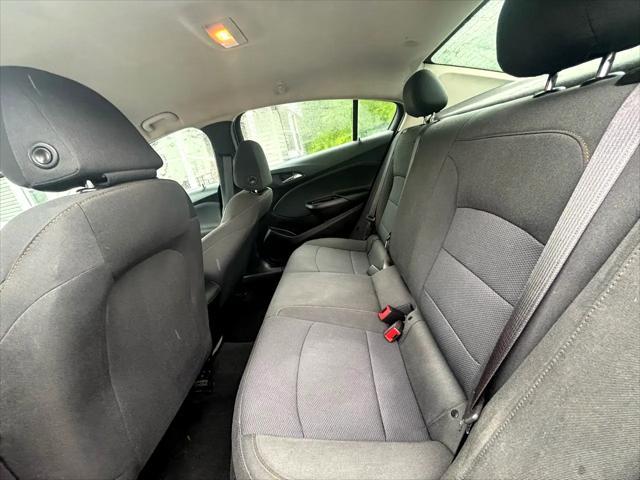 Photo of 2017 Mosaic Black Metallic Chevrolet Cruze