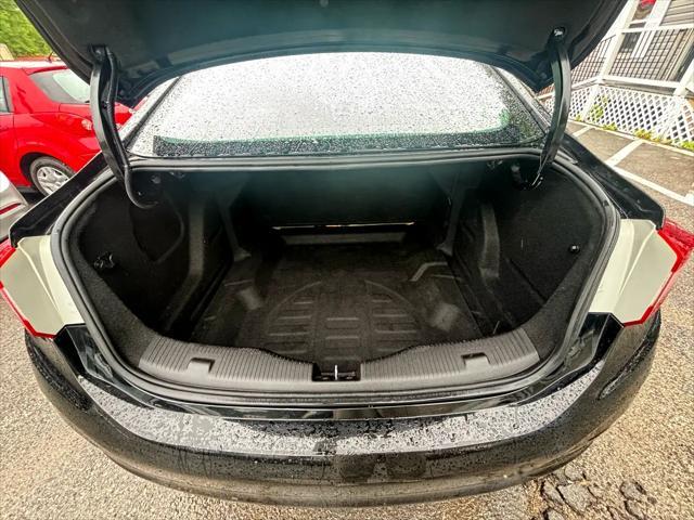 Photo of 2017 Mosaic Black Metallic Chevrolet Cruze