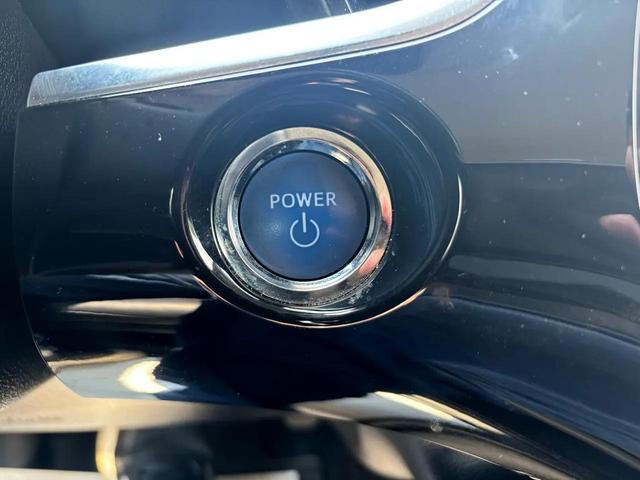 Photo of 2021 Gray Toyota Prius Prime