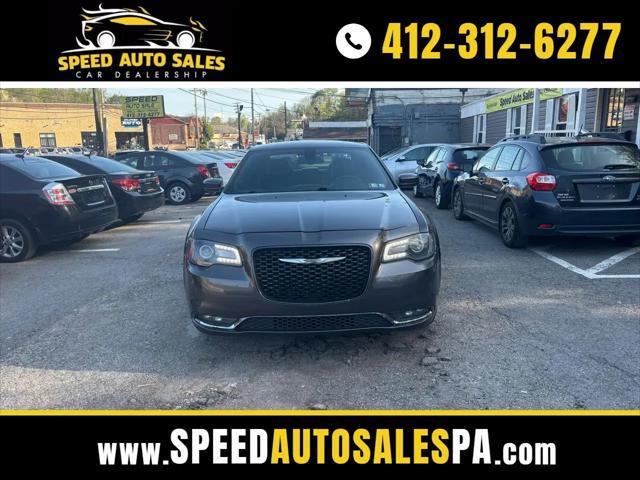 2016 Chrysler 300