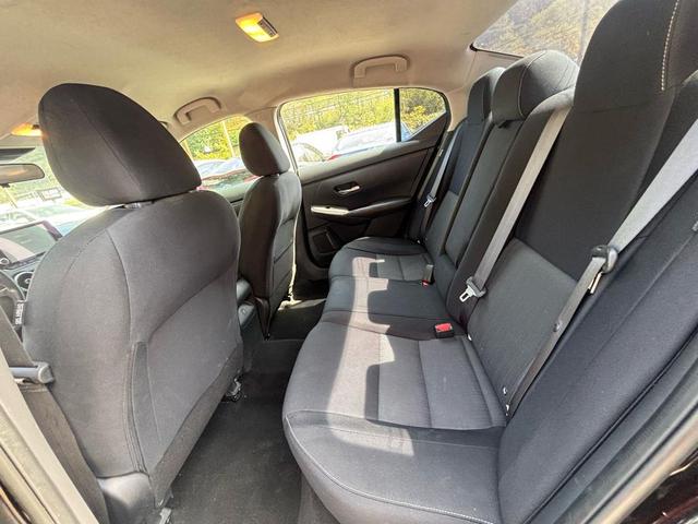 Photo of 2020 Super Black Nissan Sentra