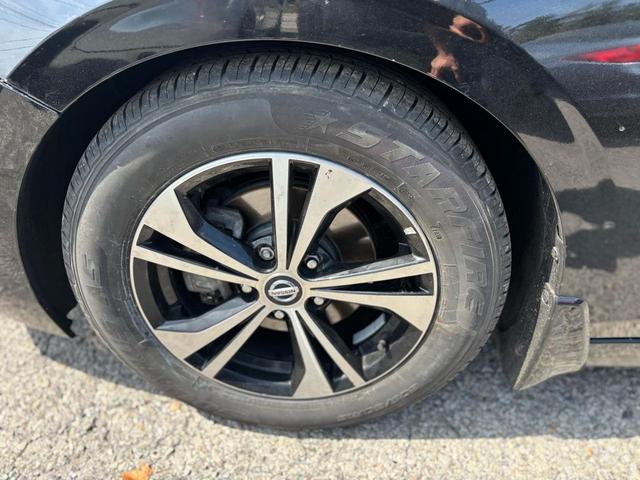 Photo of 2020 Super Black Nissan Sentra